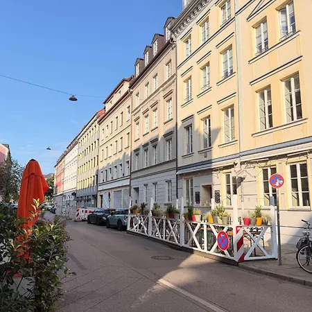 Gaestezimmer Gaertnerplatz Апартаменты *